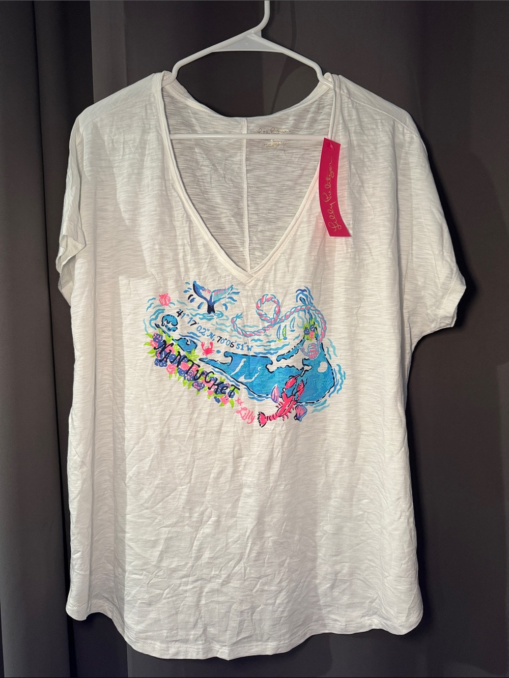 NWT Lilly Pulitzer White V-Neck Tee with Nantucket Graphic XL 100% Cotton